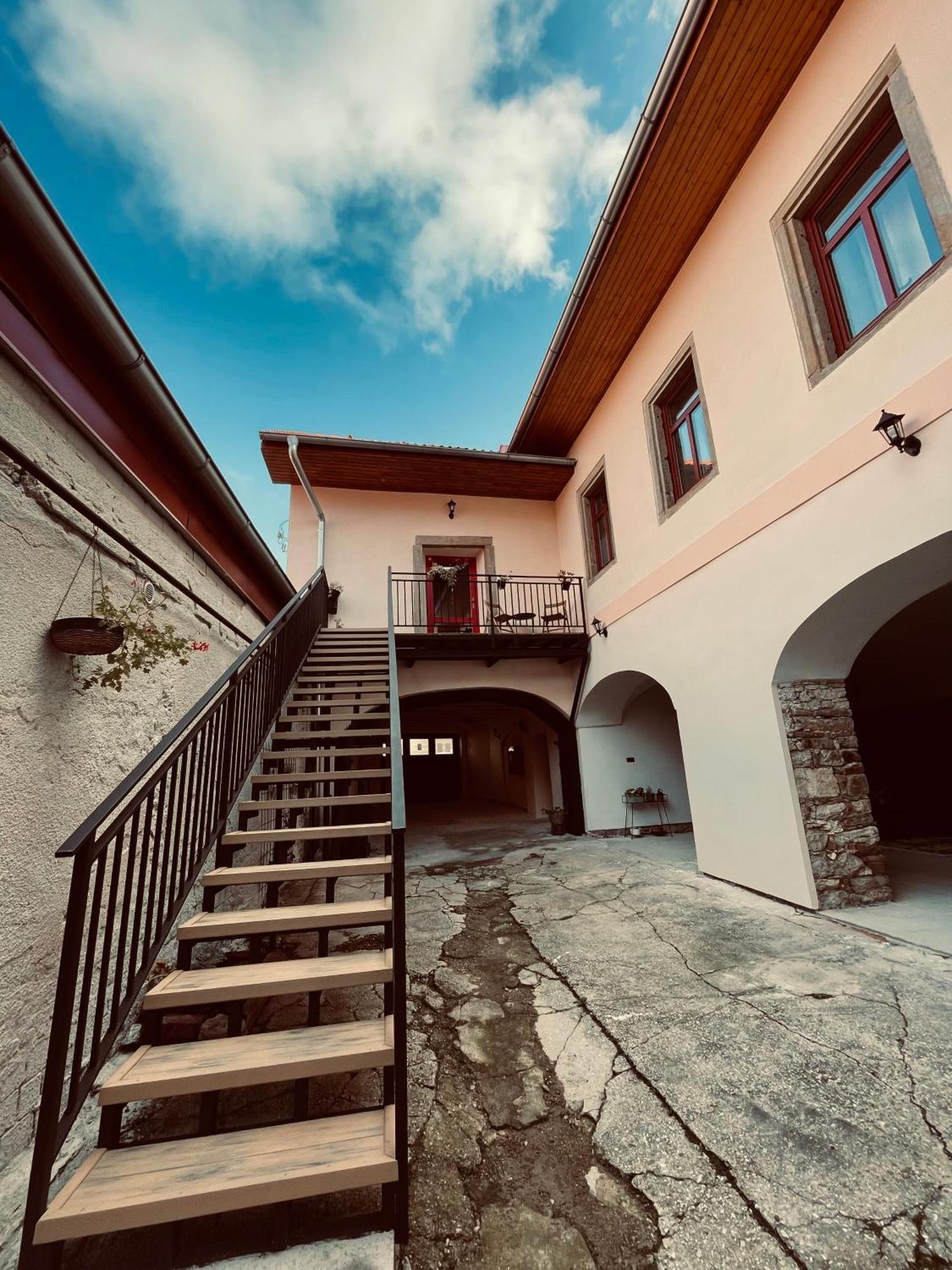 Alipoint Apartments Spišské Podhradie エクステリア 写真